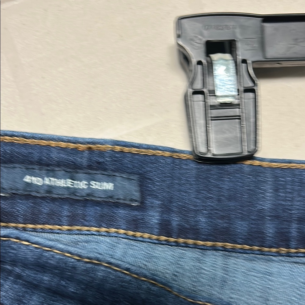 Lucky Brand Dark Blue Straight Jeans. Men’s 34x30 - Picture 12 of 14